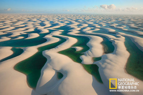 巴西拉克依斯：充满魔幻色彩的沙丘之海